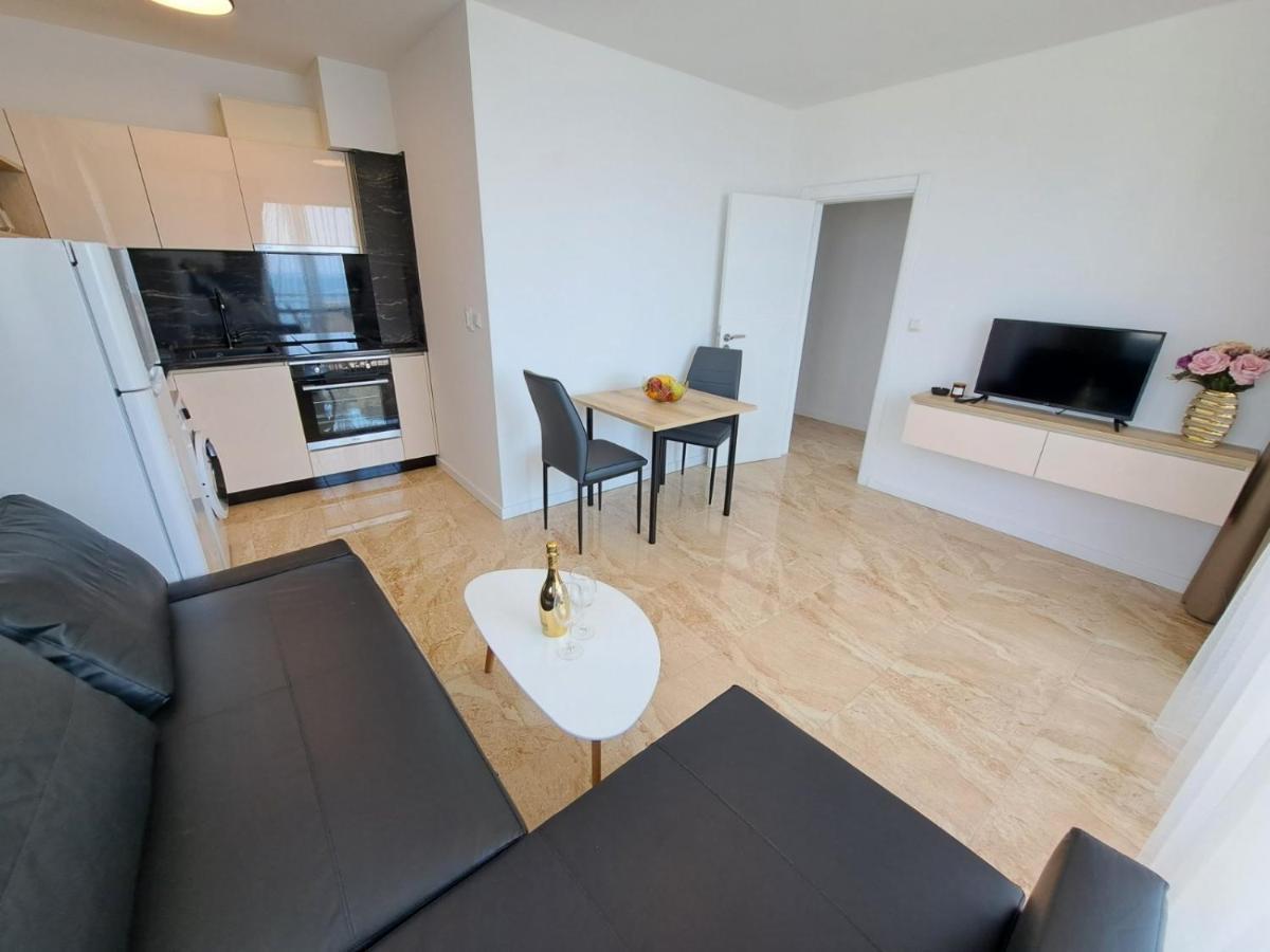 Onyx 2 Private Beach Apartment Sveti Vlas Eksteriør bilde