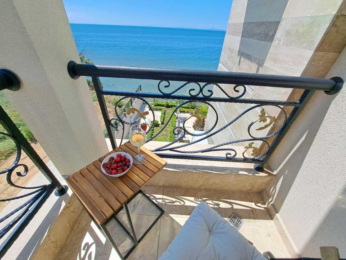 Onyx 2 Private Beach Apartment Sveti Vlas Eksteriør bilde