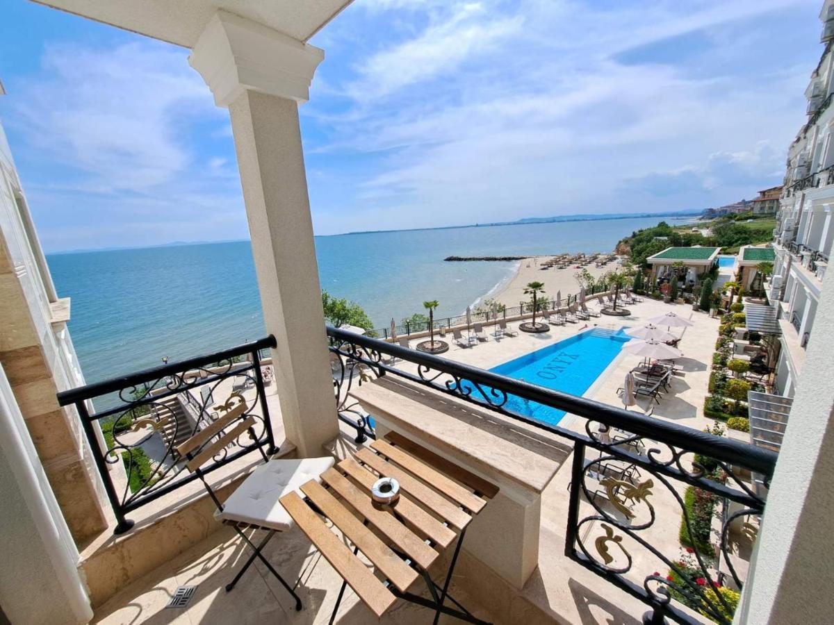 Onyx 2 Private Beach Apartment Sveti Vlas Eksteriør bilde